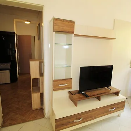 Ana Apartment